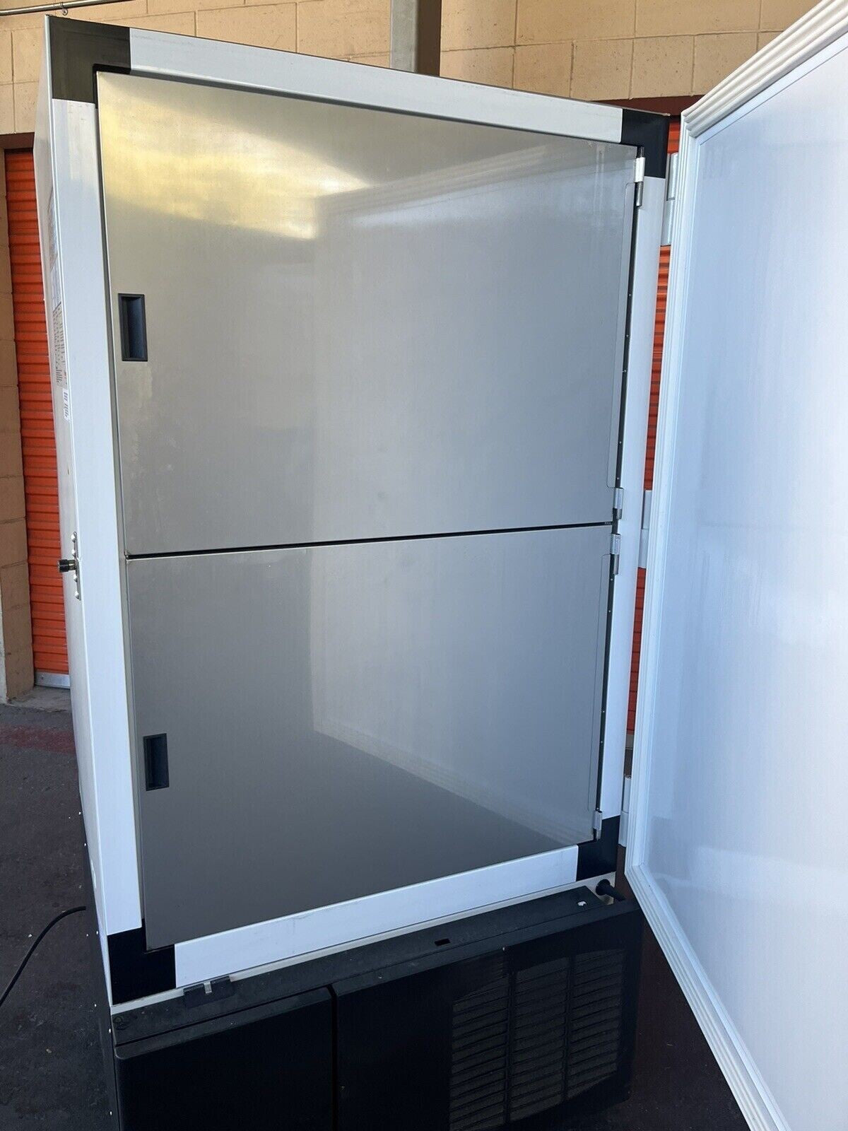 THERMO SCIENTIFIC TSX600D TSX Series Ultra-Low -86°C freezer 208-230V